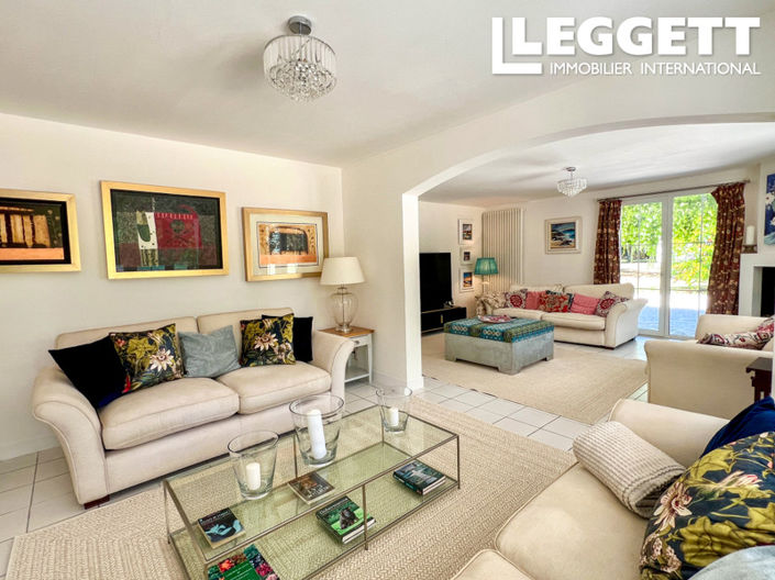 Image No.4-5 Bed House for sale