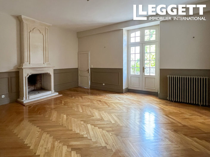 Image No.3-8 Bed House for sale
