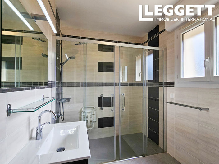 Image No.4-3 Bed House for sale