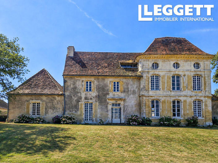 Image No.2-8 Bed Chateaux for sale