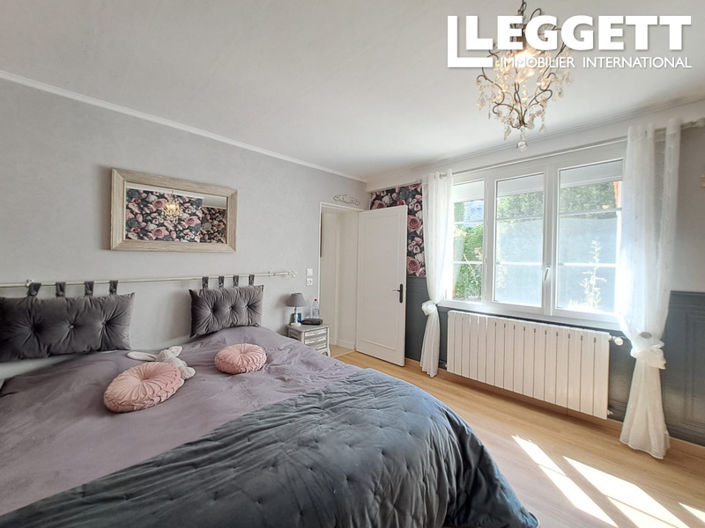 Image No.5-3 Bed House for sale