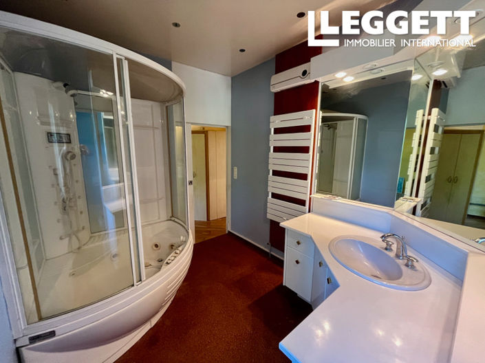 Image No.8-2 Bed House for sale