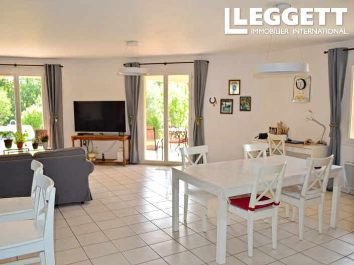 Image No.6-4 Bed House for sale