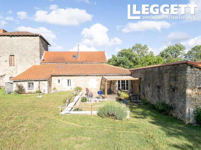 Image No.6-3 Bed House for sale