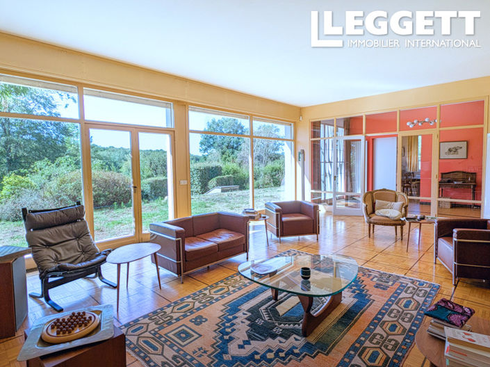 Image No.4-6 Bed House for sale