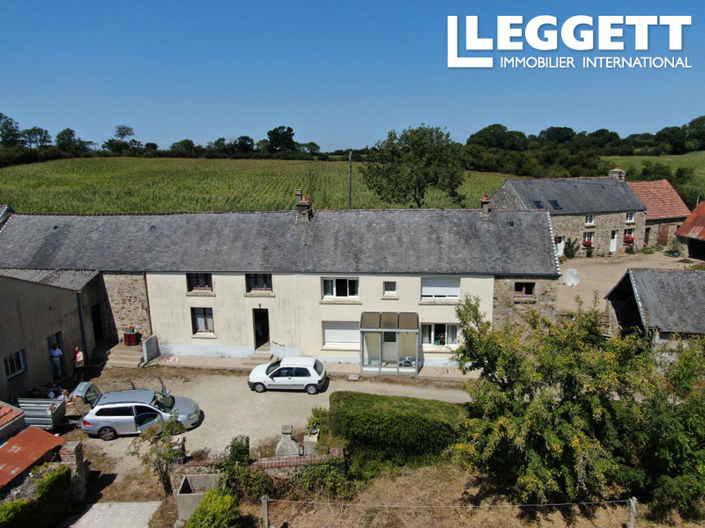 Image No.2-4 Bed House for sale