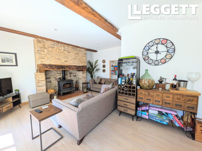 Image No.3-3 Bed House for sale