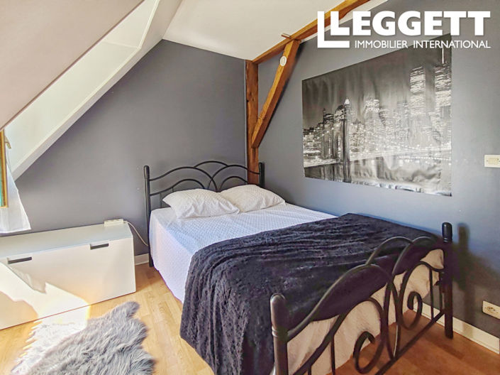 Image No.2-3 Bed House for sale
