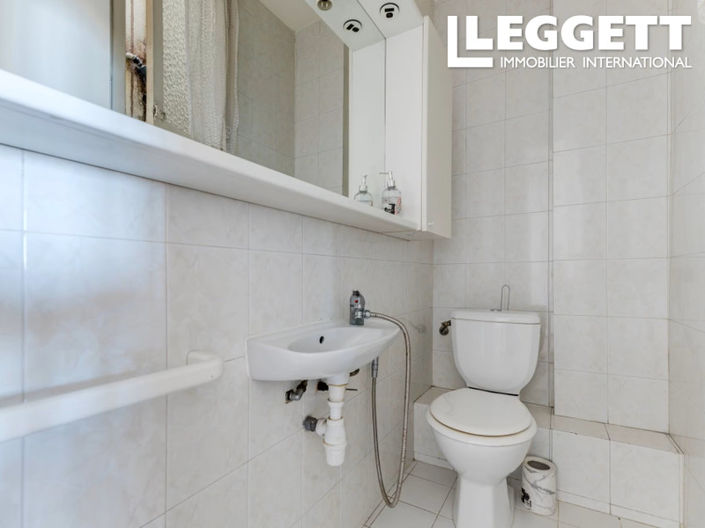 Image No.10-2 Bed Apartment for sale
