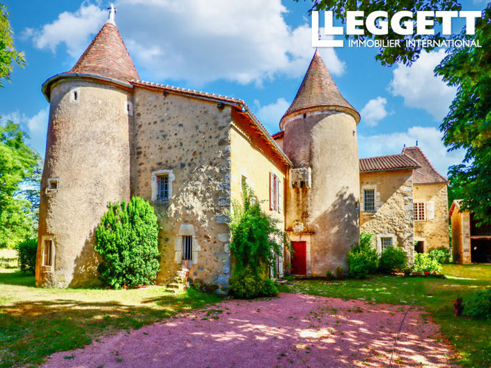 Image No.2-6 Bed Chateaux for sale