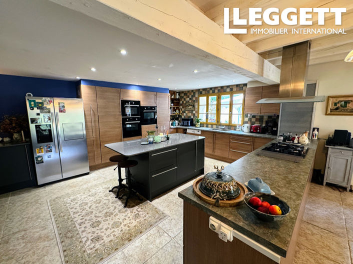 Image No.4-6 Bed House for sale