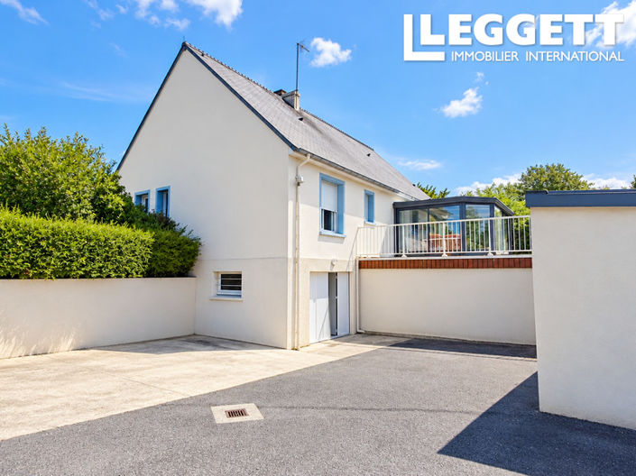 Image No.10-3 Bed House for sale