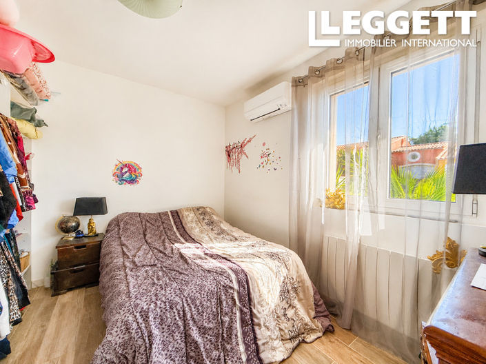 Image No.10-4 Bed House for sale