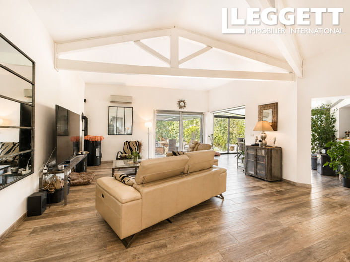 Image No.4-4 Bed House for sale