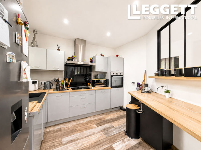 Image No.7-4 Bed House for sale