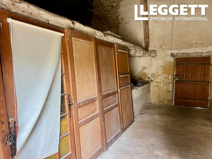 Image No.10-4 Bed House for sale