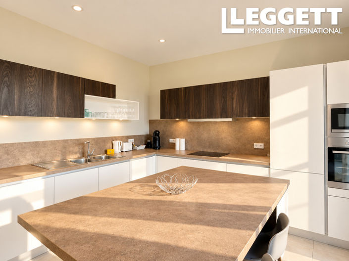 Image No.2-4 Bed Apartment for sale