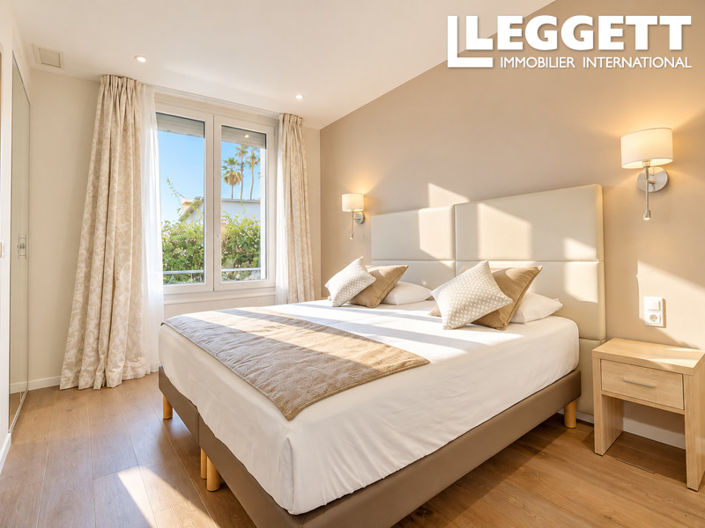 Image No.4-4 Bed Apartment for sale