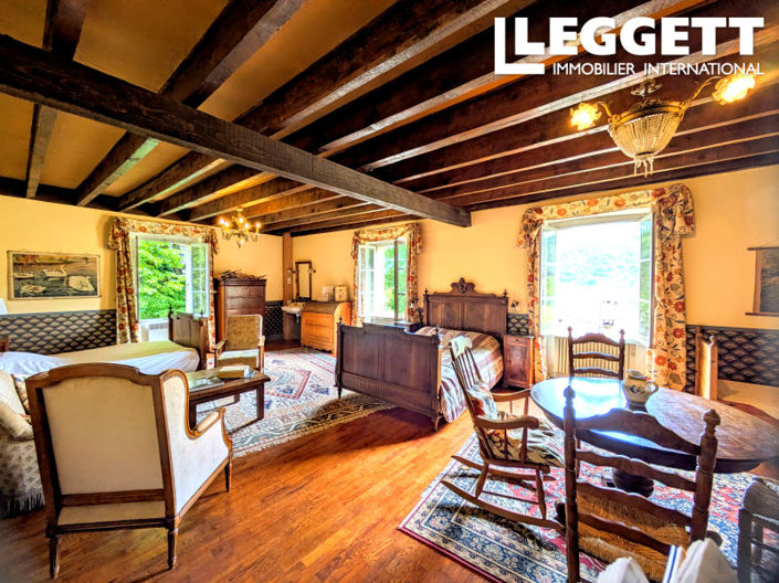 Image No.4-12 Bed House for sale