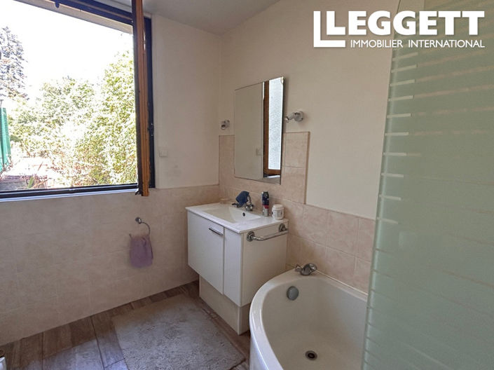 Image No.7-1 Bed House for sale