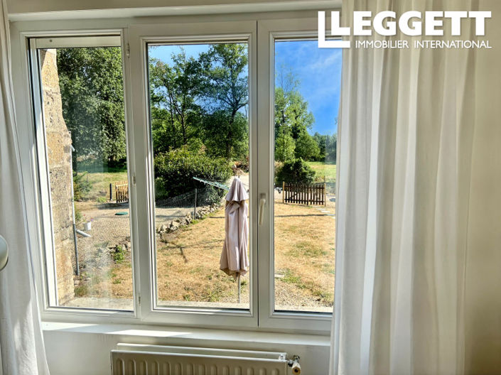 Image No.10-2 Bed House for sale