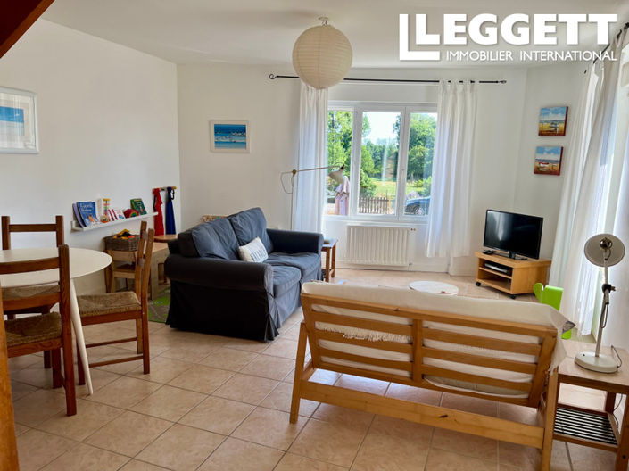 Image No.6-2 Bed House for sale
