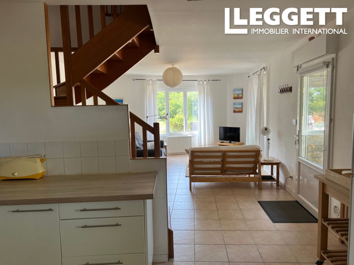 Image No.8-2 Bed House for sale