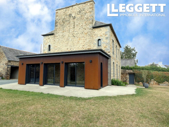 Image No.9-8 Bed House for sale