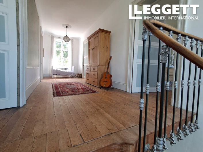 Image No.9-5 Bed House for sale