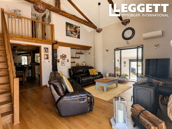 Image No.7-5 Bed House for sale