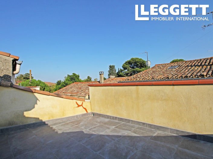 Image No.8-1 Bed House for sale