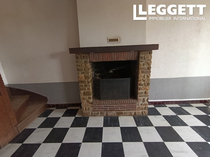 Image No.10-2 Bed House for sale