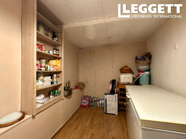 Image No.10-6 Bed House for sale