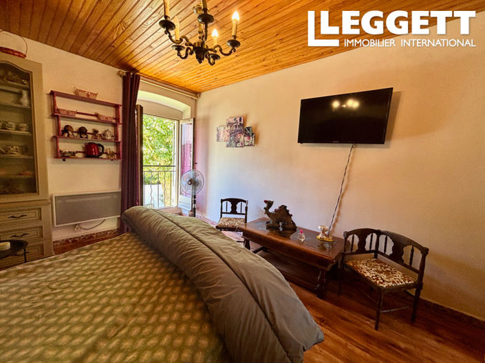 Image No.10-4 Bed House for sale