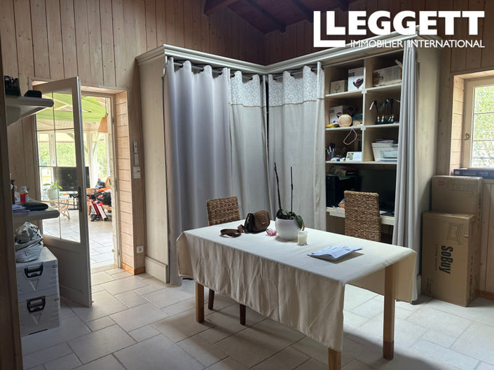Image No.7-3 Bed House for sale