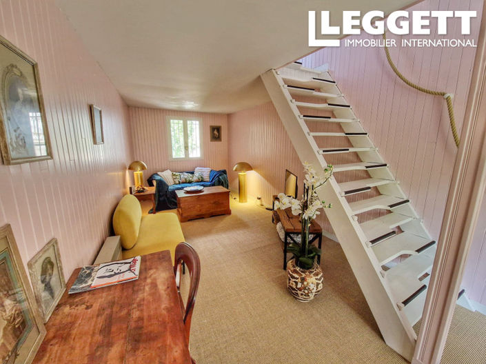 Image No.10-7 Bed House for sale