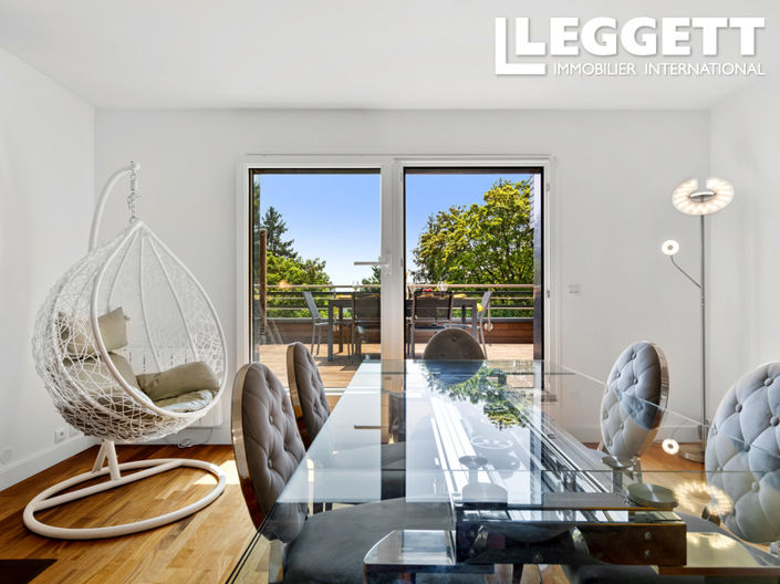 Image No.7-3 Bed House for sale