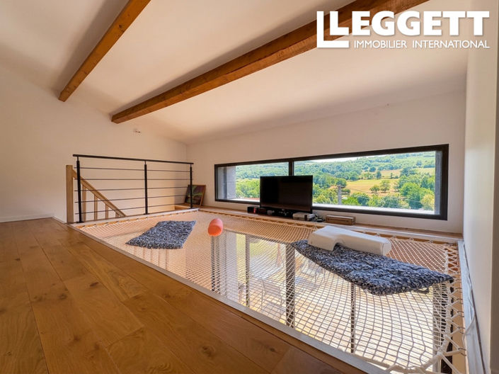 Image No.4-4 Bed House for sale