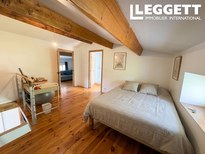Image No.6-4 Bed House for sale