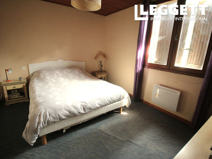 Image No.4-4 Bed House for sale