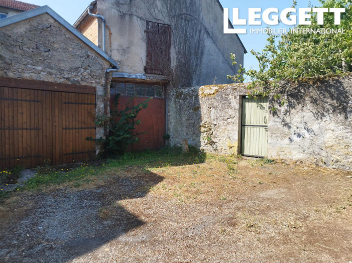 Image No.10-1 Bed House for sale