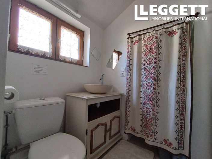 Image No.3-1 Bed House for sale