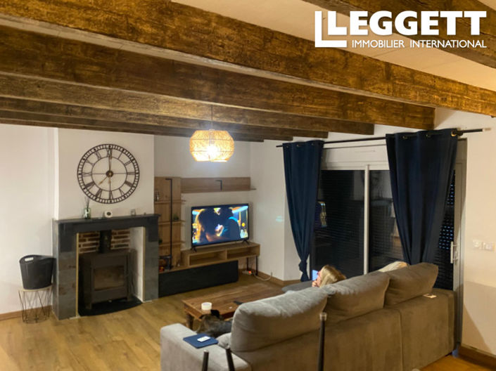 Image No.9-2 Bed House for sale