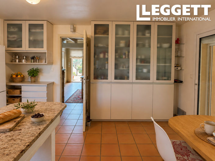 Image No.7-3 Bed House for sale