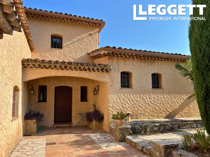 Image No.2-4 Bed House for sale