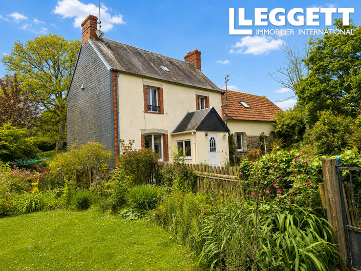 Image No.2-4 Bed House for sale