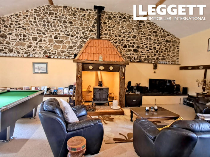 Image No.6-7 Bed House for sale