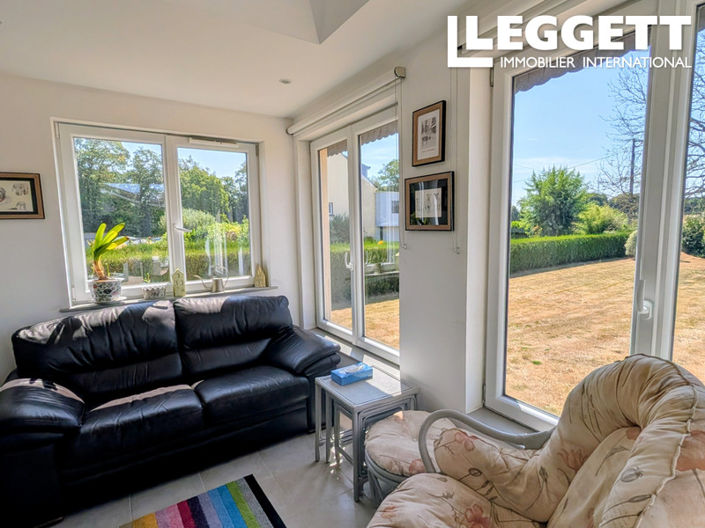 Image No.6-2 Bed House for sale