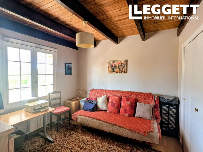 Image No.7-2 Bed House for sale