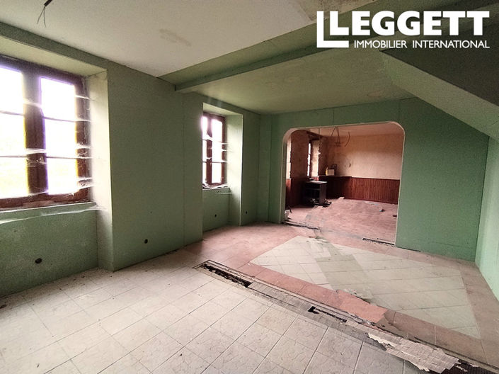 Image No.3-5 Bed Commercial for sale